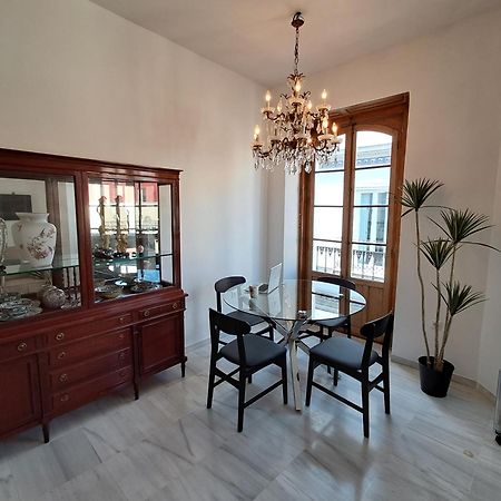 Apartamentos Almirante Hoyos إشبيلية المظهر الخارجي الصورة